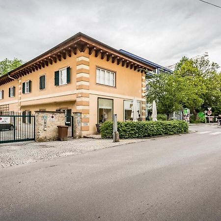 Red Flat By Grazrentals Direct By University & Free Parking Exterior foto